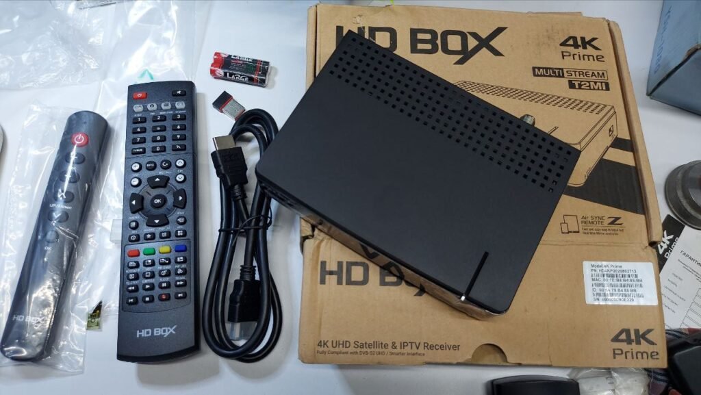 HD Box 4K Prime SATELLITE UHD TV SET-TOP BOX TWO REMOTE CONTROLS INCLUDED